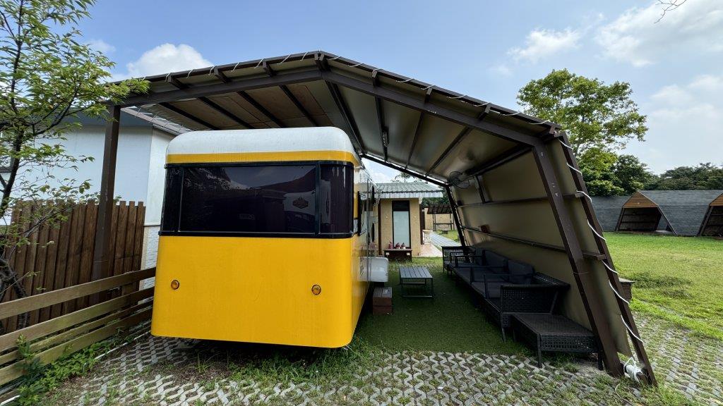 黃寶露營車